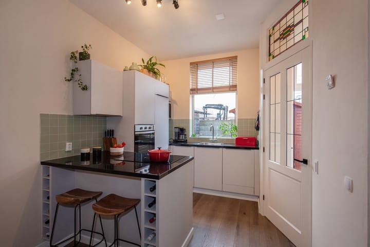 Photo 12 of Anna Beijerstraat 23