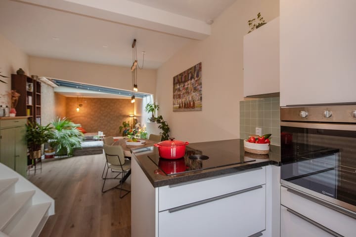 Photo 13 of Anna Beijerstraat 23