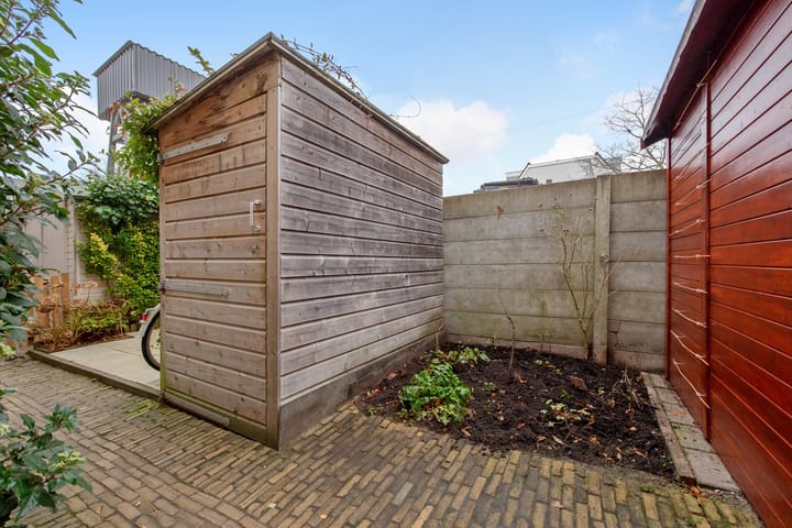 Photo 8 of Anna Beijerstraat 23