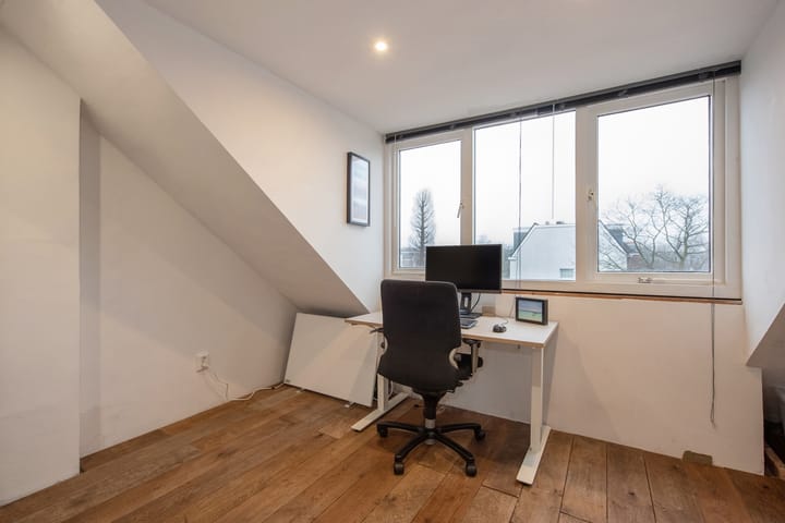 Photo 33 of Anna Beijerstraat 23