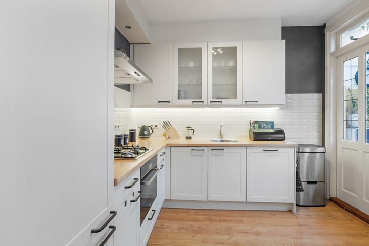 Photo 6 of Duiventorenstraat 33