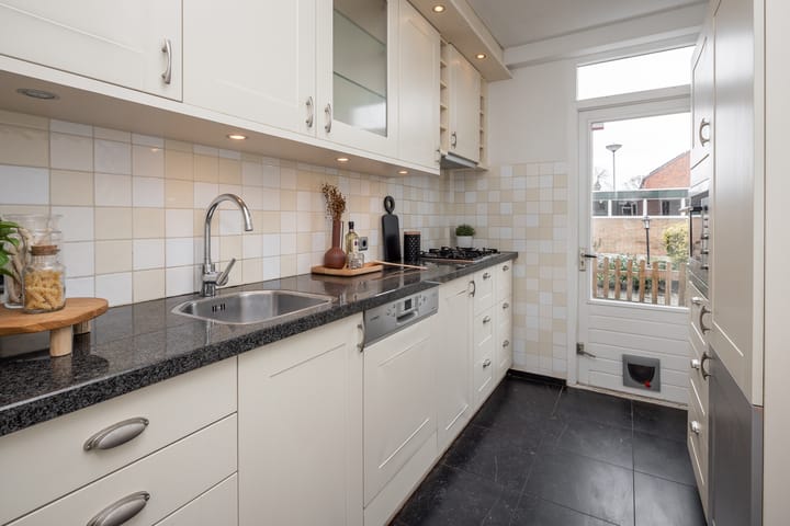 Foto 13 van Lelielaan 21