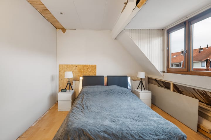 Photo 17 of Duiventorenstraat 33