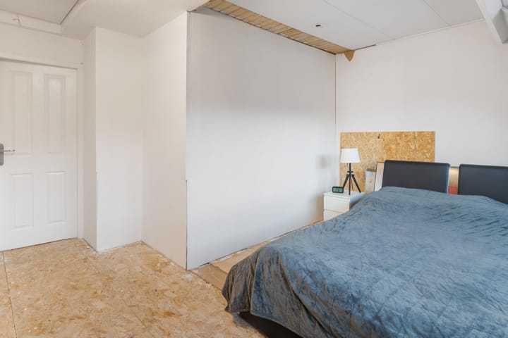 Photo 19 of Duiventorenstraat 33