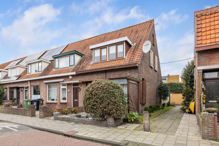 Photo 31 of Duiventorenstraat 33