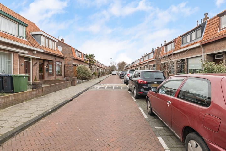 Photo 35 of Duiventorenstraat 33