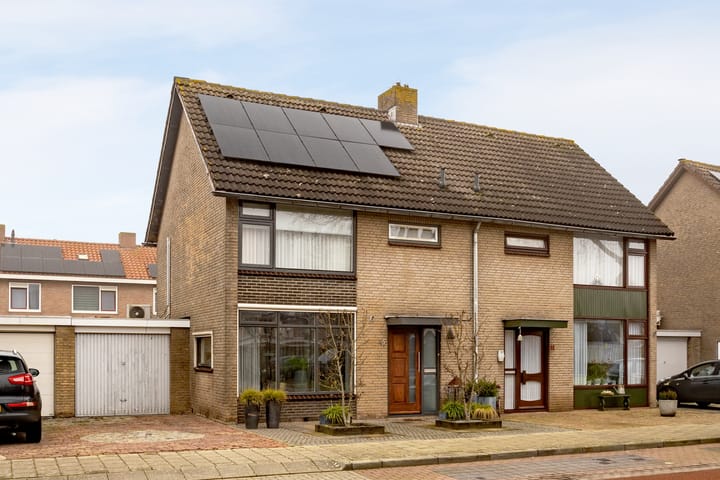 Foto 32 van Klokbekerweg 49