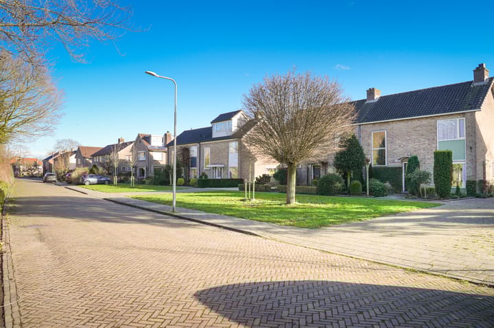 Foto 37 van Burgemeester von Geusauweg 40