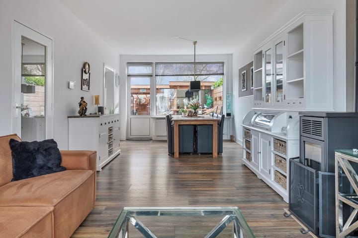 Foto 15 van President van Heelstraat 42