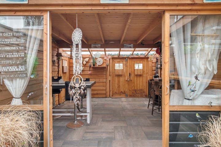 Foto 42 van President van Heelstraat 42