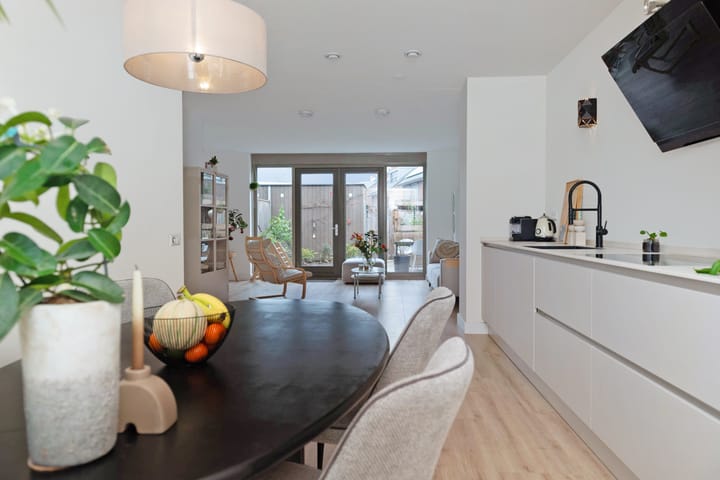 Foto 7 van Maasbommelkade 18