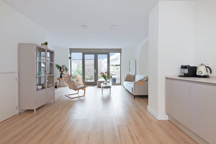 Foto 15 van Maasbommelkade 18