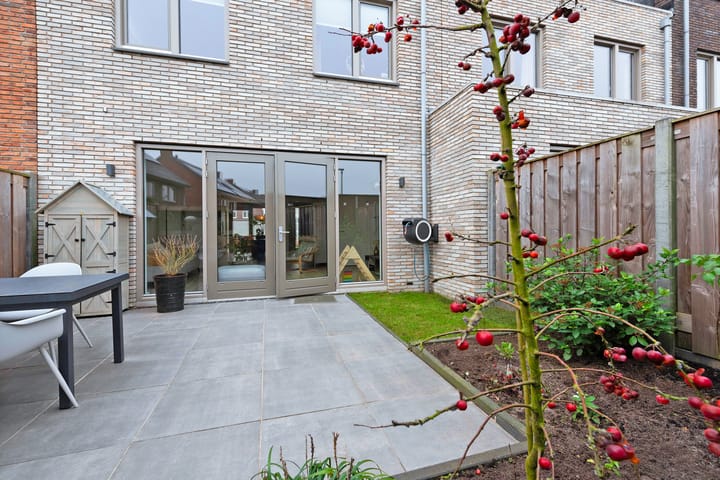 Foto 37 van Maasbommelkade 18