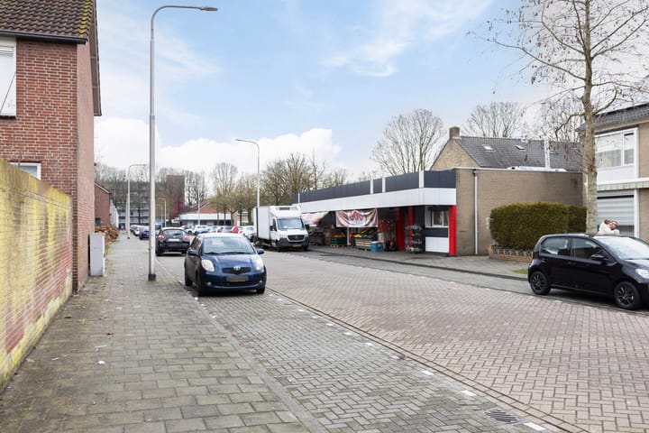 Foto 6 van Bellinistraat 153