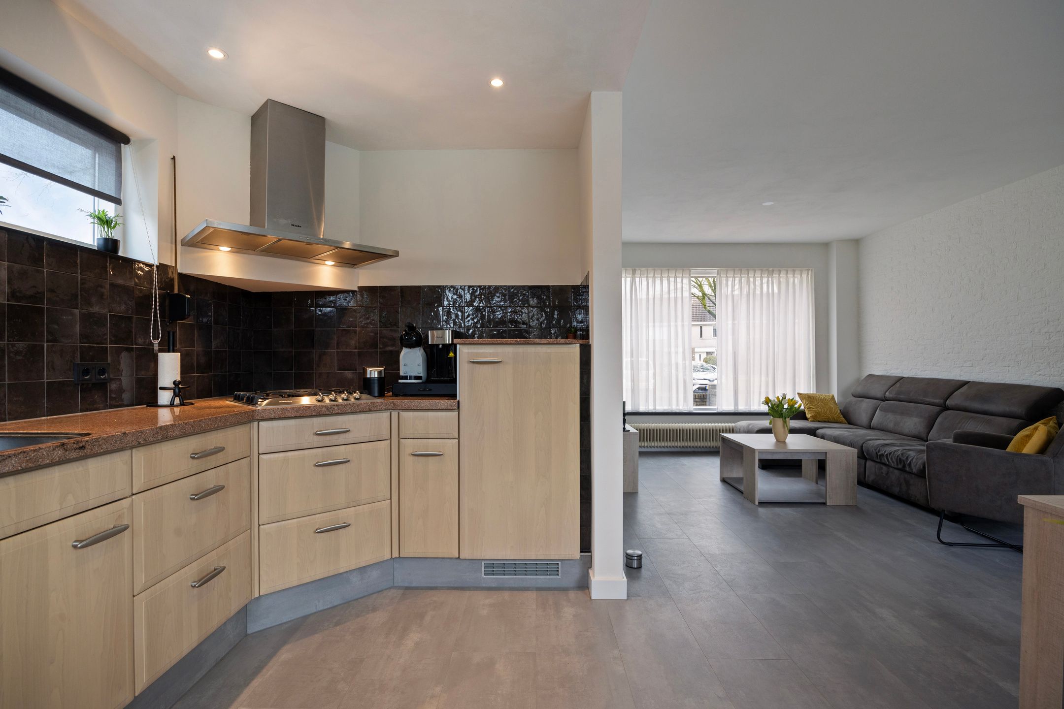 Photo 15 of Bellinistraat 153