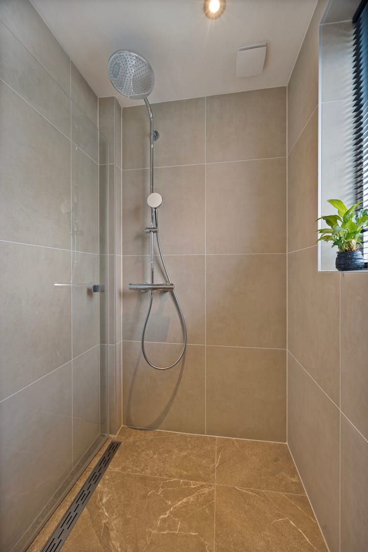 Foto 23 van Bellinistraat 153