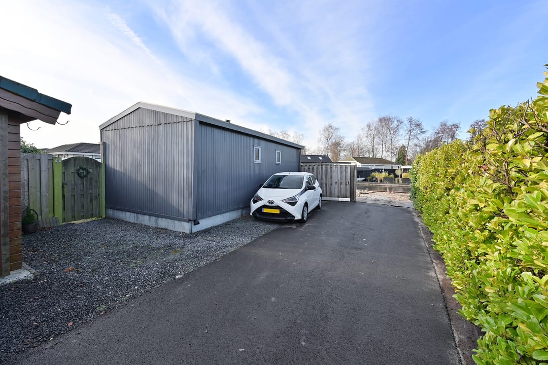 Photo 7 of Oud-Loosdrechtsedijk 113-CI5