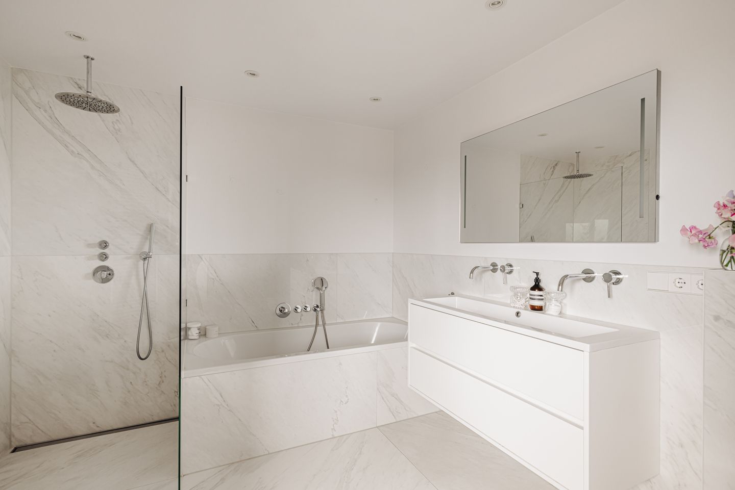 Foto 19 van Minervaplein 5-5A