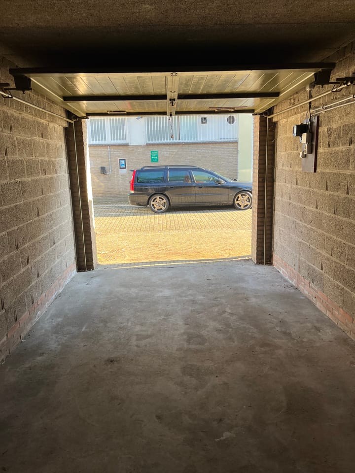 Photo 3 of Eduard van Beinumlaan 4-P