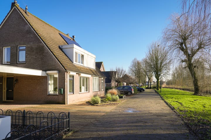 Photo 28 of Kamperfoelie 16