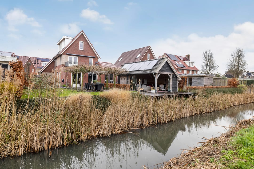 Foto 1 van Van der Weddenhof 7