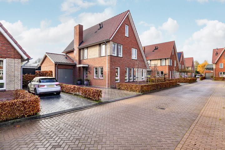 Foto 3 van Van der Weddenhof 7