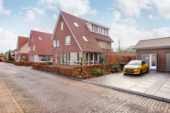 Foto 4 van Van der Weddenhof 7