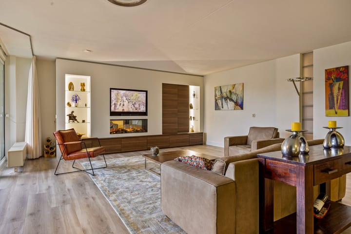 Foto 2 van Jeneverbes 67