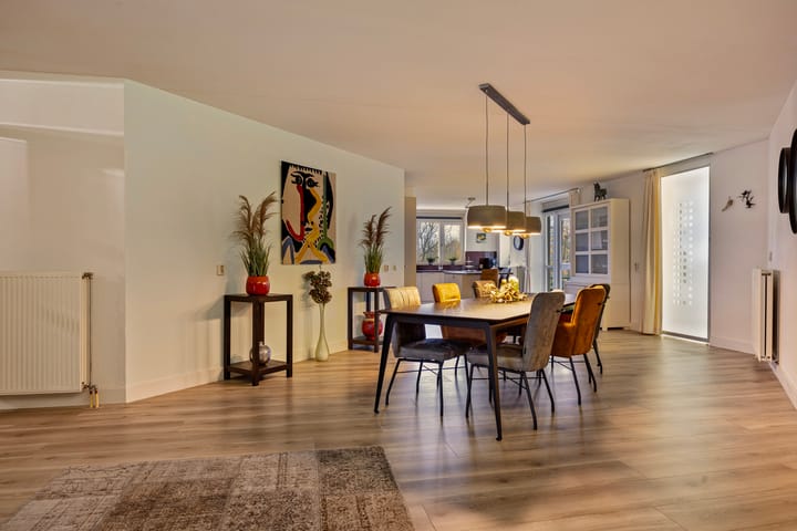 Foto 12 van Jeneverbes 67