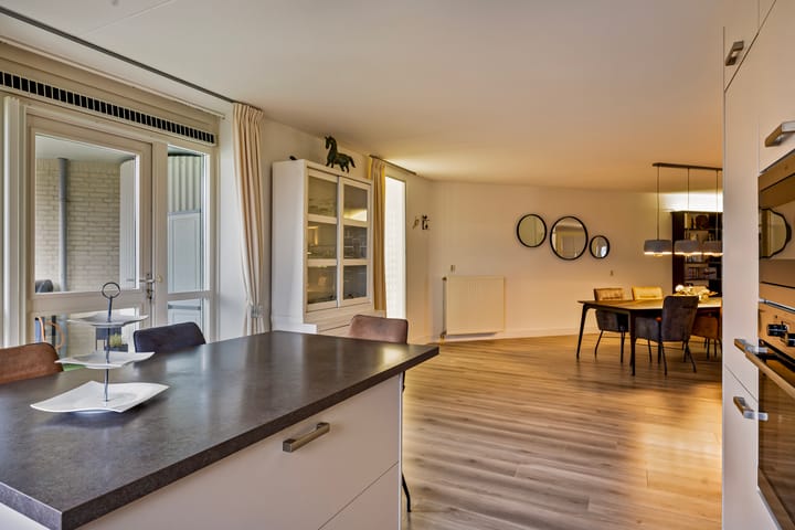 Foto 18 van Jeneverbes 67