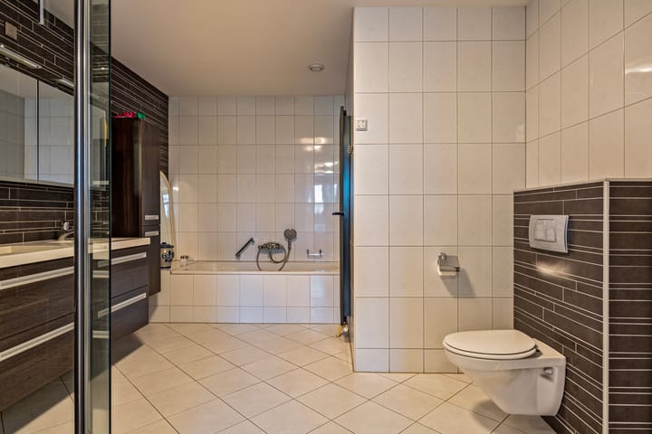 Foto 25 van Jeneverbes 67