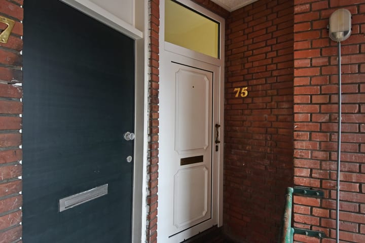 Foto 3 van Damasstraat 75