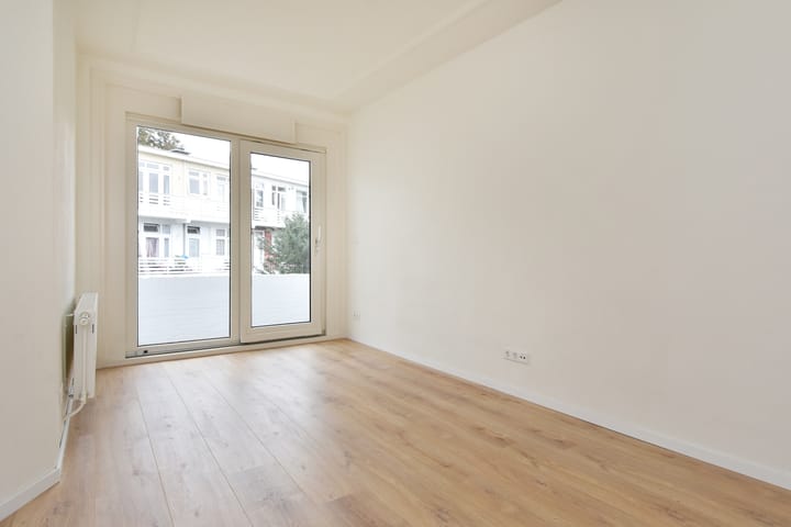 Foto 8 van Damasstraat 75