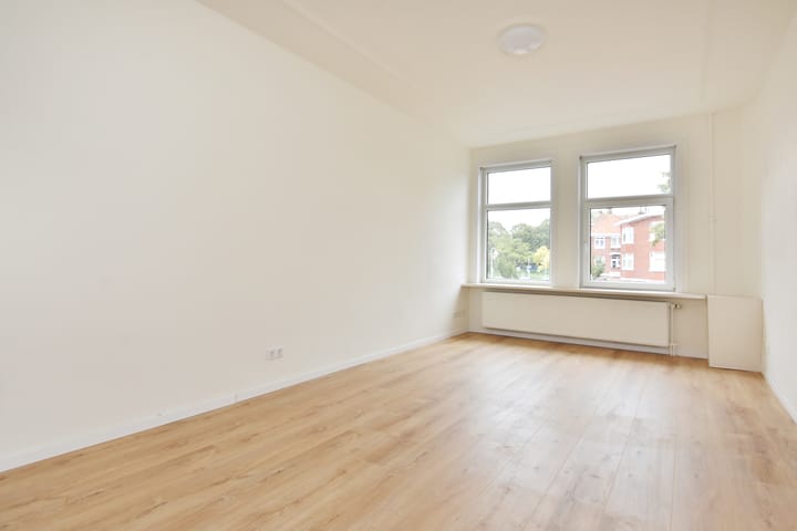 Foto 11 van Damasstraat 75