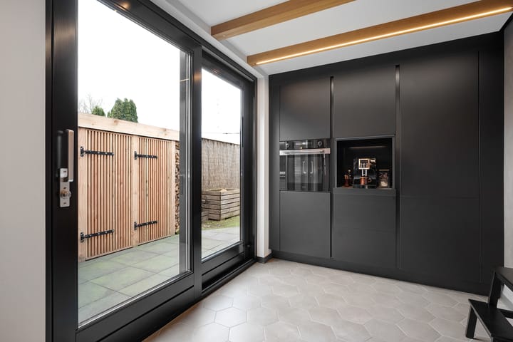 Foto 12 van Esdoornstraat 17