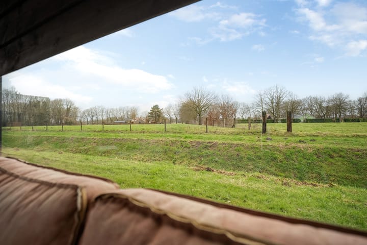 Foto 39 van Esdoornstraat 17