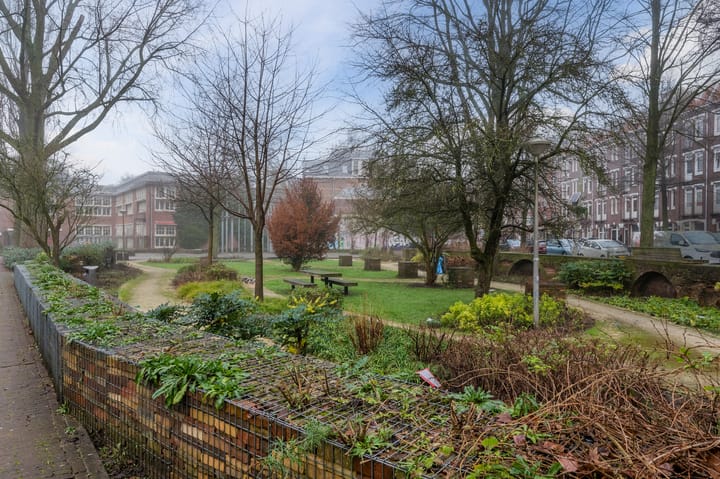 Foto 22 van Spaarndammerstraat 22-H