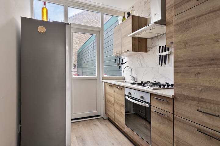 Photo 15 of Aletta Jacobslaan 4