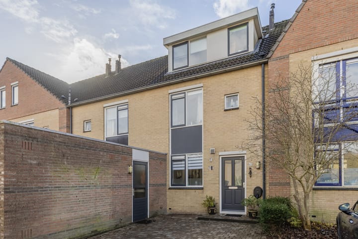 Foto 6 van Narcis 45