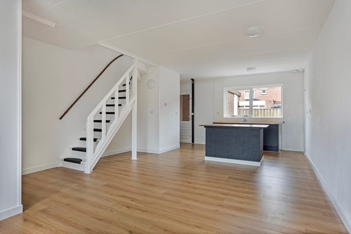 Foto 2 van Hoefblad 69