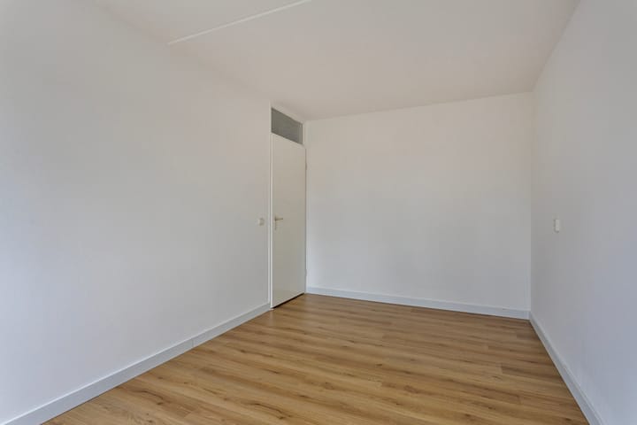 Foto 17 van Hoefblad 69