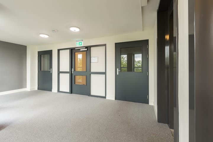 Foto 14 van Burgemeester Verwielstraat 2-C08