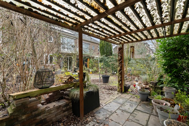 Foto 8 van Venezuelaweg 4