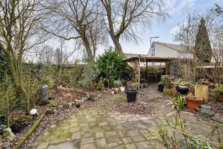 Foto 9 van Venezuelaweg 4