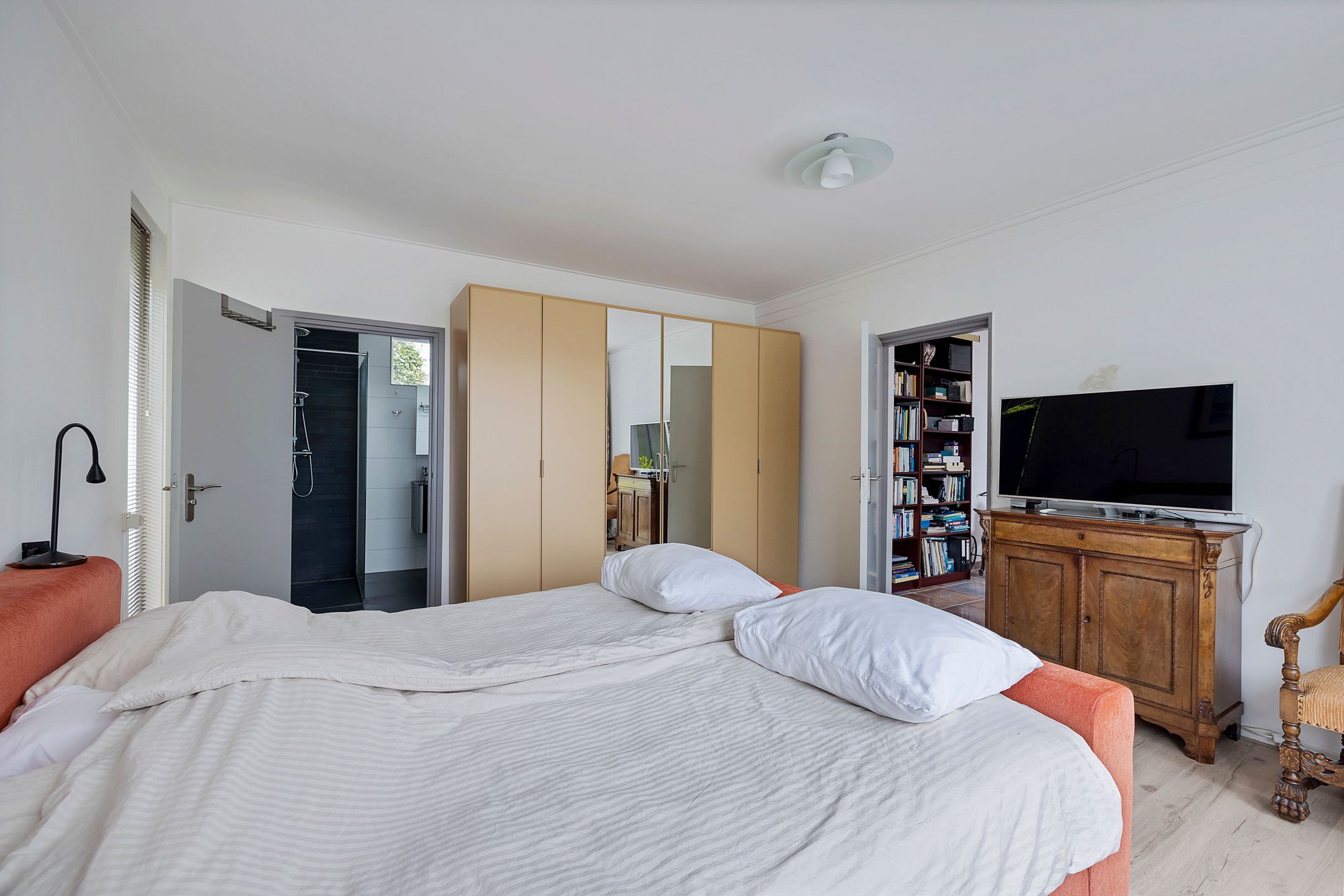 Foto 21 van Tsjomme Wiardaleane 62