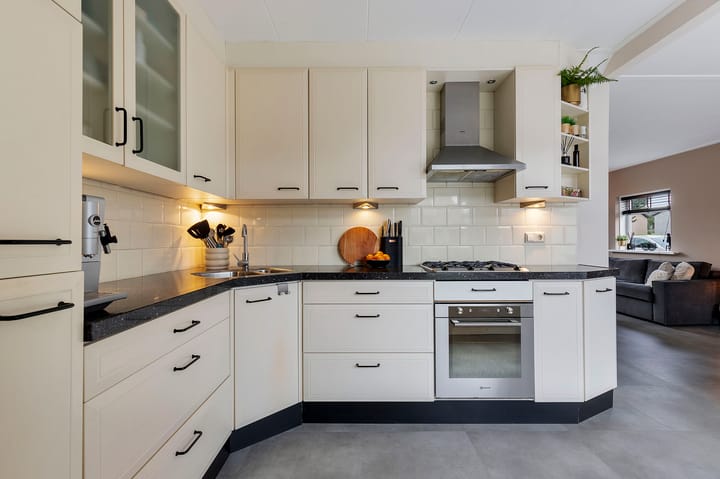 Photo 15 of Prins Willem-Alexanderstraat 31