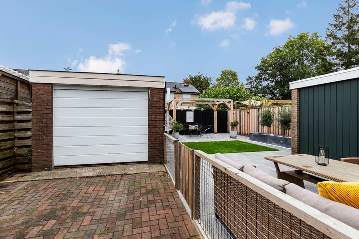 Photo 33 of Prins Willem-Alexanderstraat 31