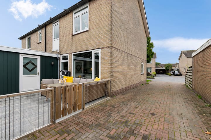 Photo 34 of Prins Willem-Alexanderstraat 31