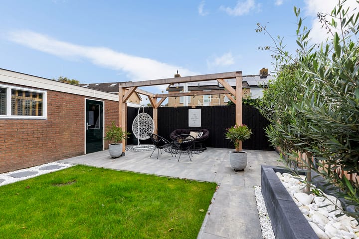 Photo 35 of Prins Willem-Alexanderstraat 31