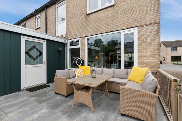 Photo 36 of Prins Willem-Alexanderstraat 31